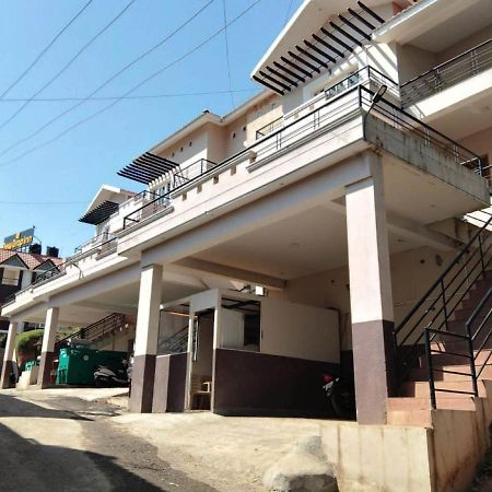 Dew Drop Inn Ooty Exterior foto
